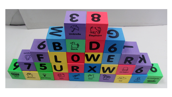 HZ-B1017,Education toys printing letter EVA dice block